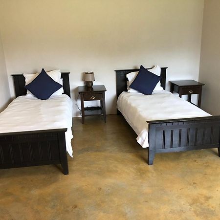 Sanctuary Life Guest Farm Hotel Магалисбург Екстериор снимка