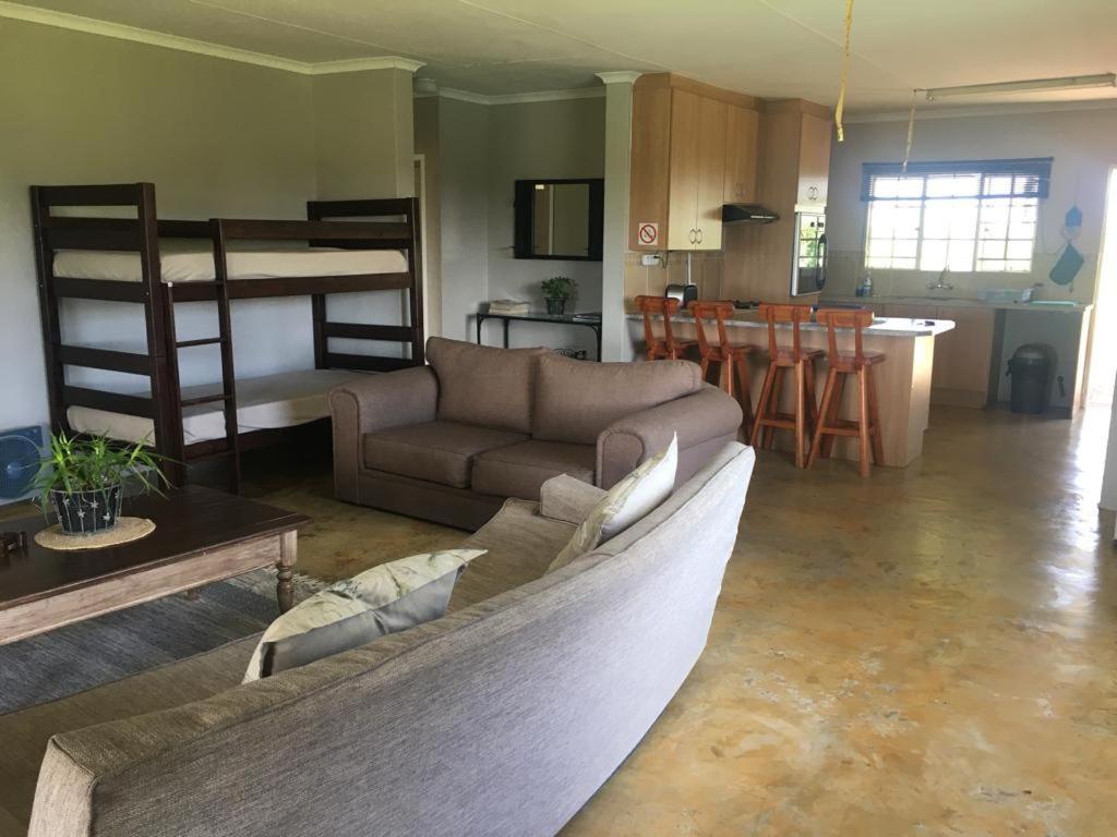 Sanctuary Life Guest Farm Hotel Магалисбург Екстериор снимка