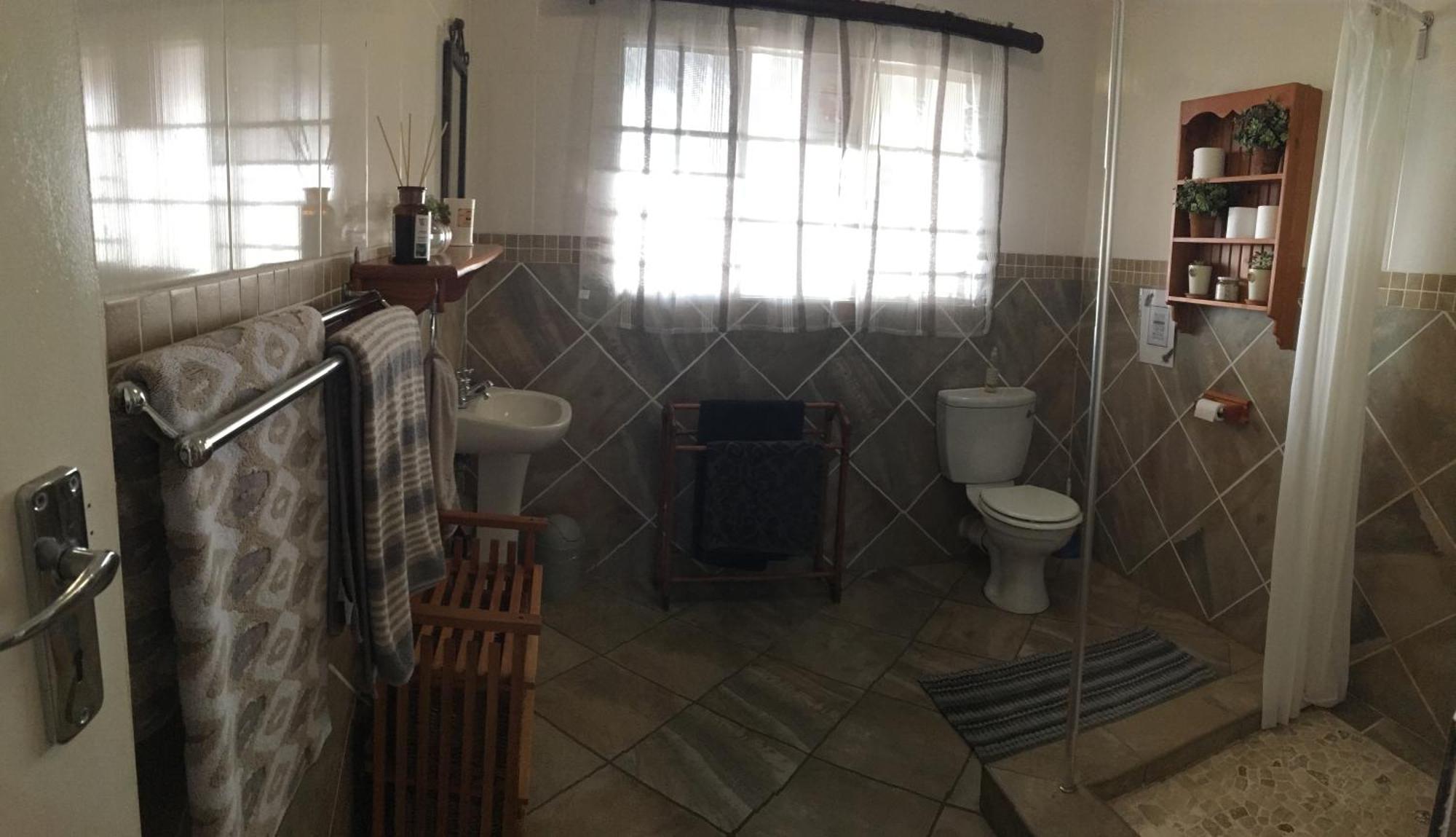 Sanctuary Life Guest Farm Hotel Магалисбург Екстериор снимка