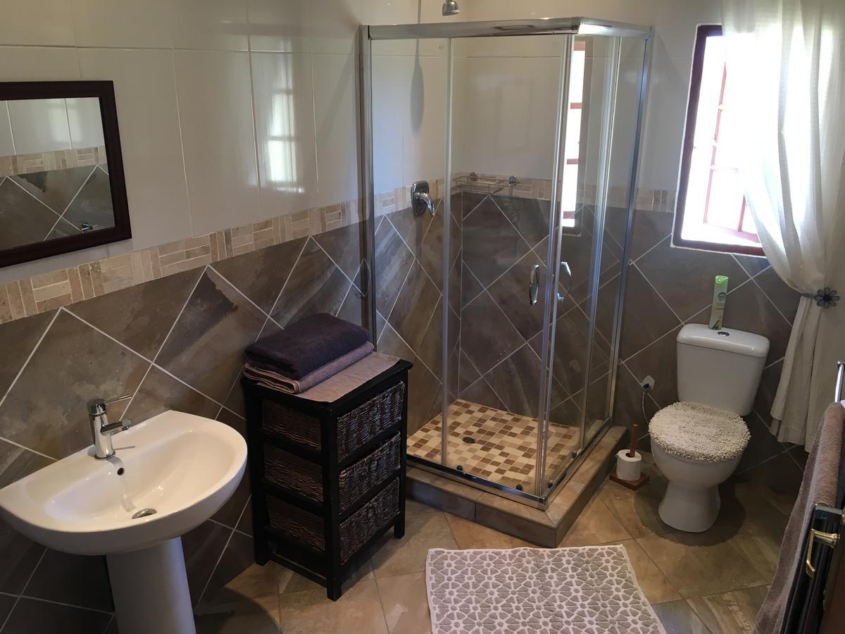 Sanctuary Life Guest Farm Hotel Магалисбург Екстериор снимка